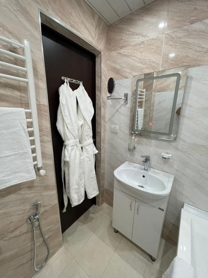 Anga Yerevan Hotel Exterior foto